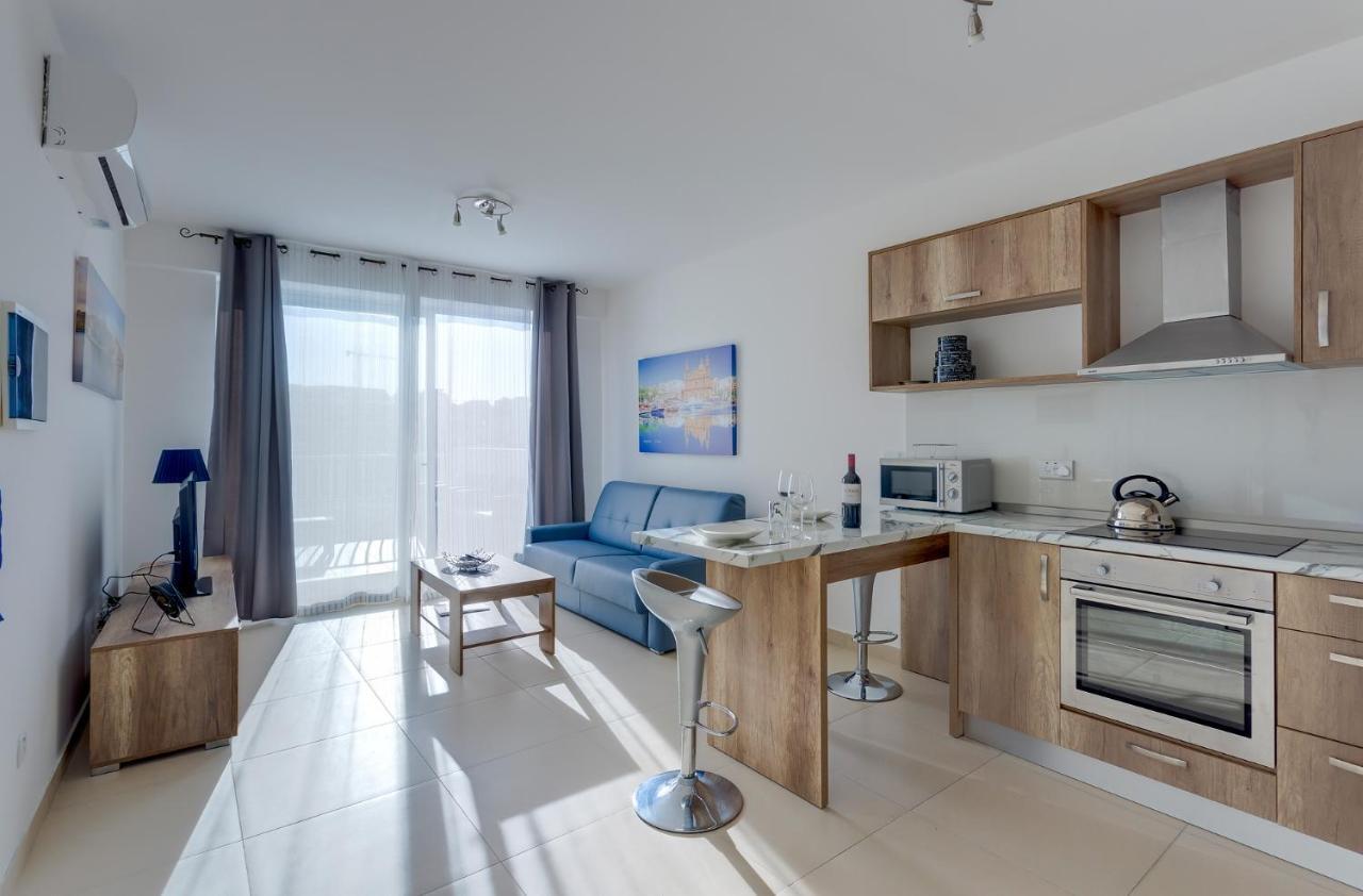 Centric And Modern Penthouse Close To Amenities Msida Luaran gambar